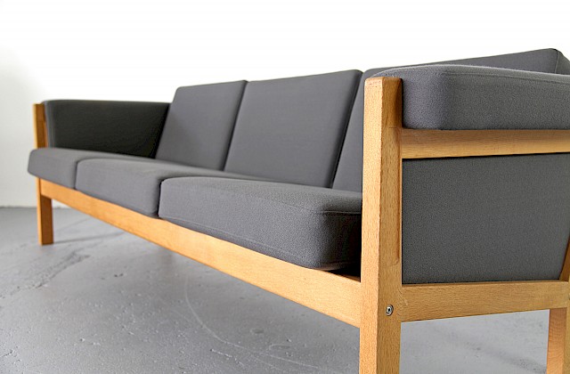 Oak Threeseater Sofa GE-40 by Hans J. Wegner