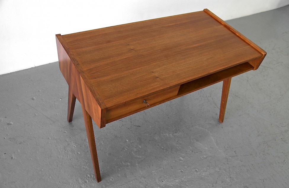 Helmut Magg Writing Desk / Schreibtisch by WK Vereinigte Werstätten - Made in Germany_1