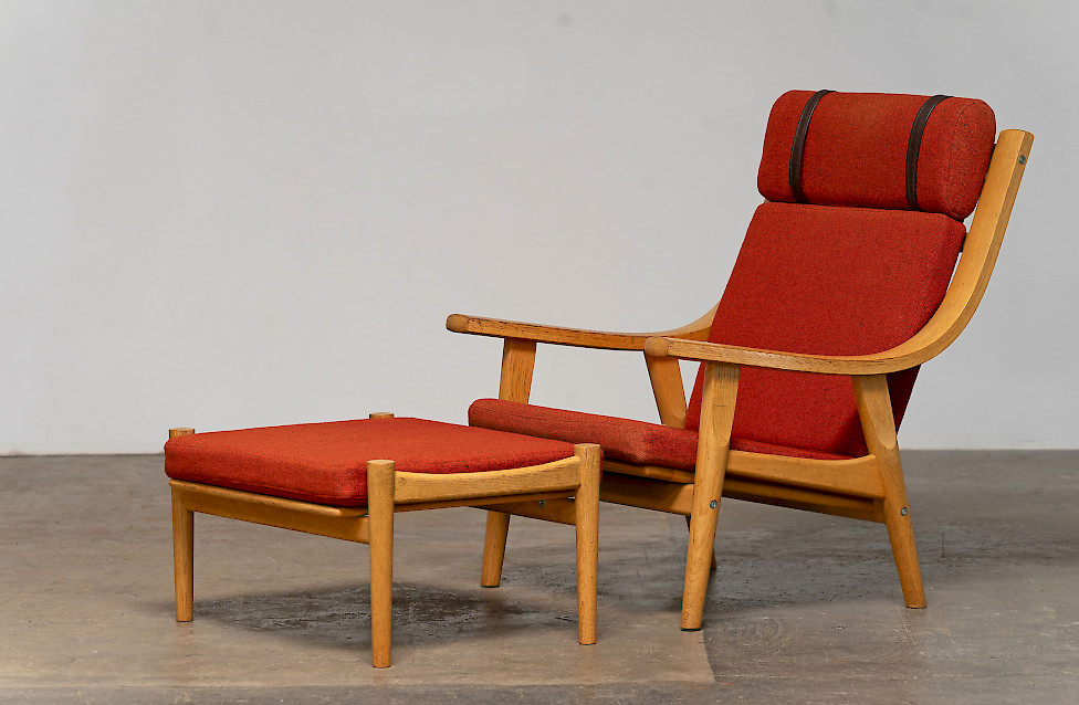 Hans J. Wegner - Lounge Chair and Ottoman