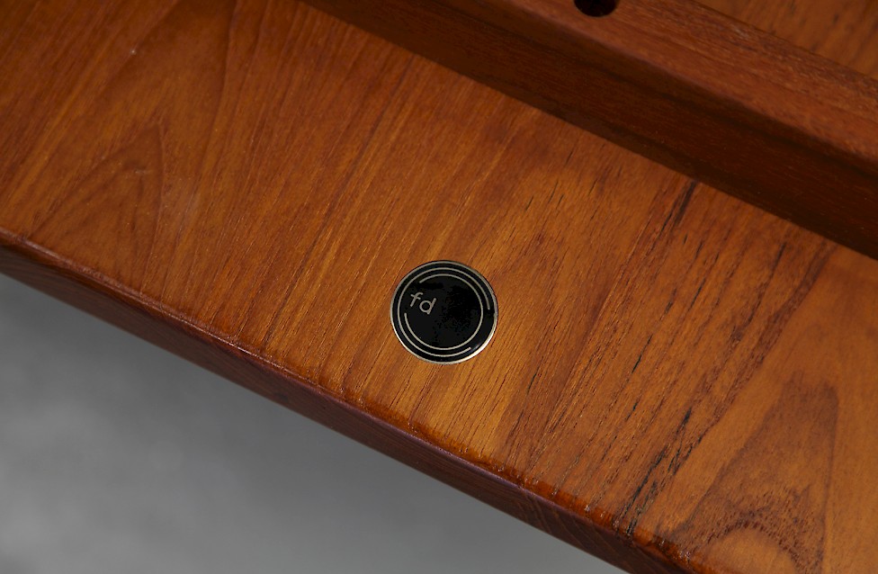 Danish Modern Teak Coffe Table / Couchtisch by Finn Juhl for France and Daverkosen_8