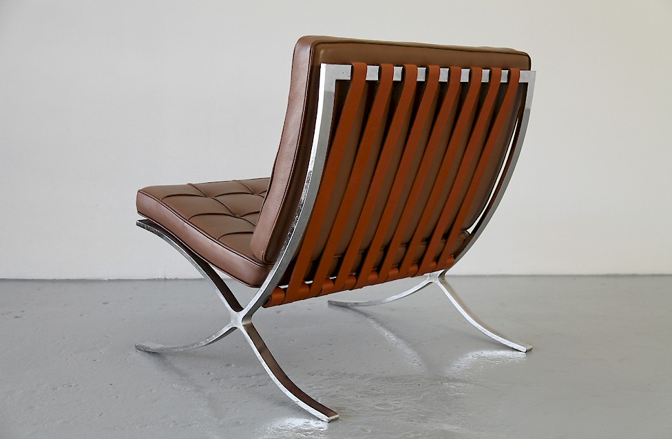 Mies van der Rohe for Knoll Int. Barcelona Chair
