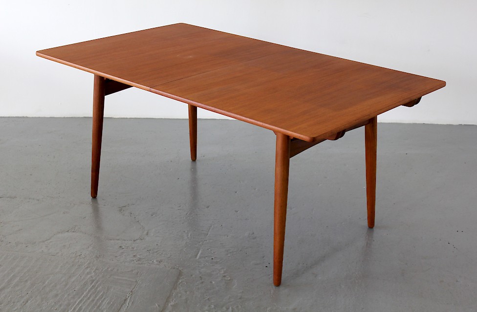 Hans J. Wegner Dining Table / Esstisch Mod. AT 310 Teak and Oak by Andreas Tuck - Made in Denmark_4