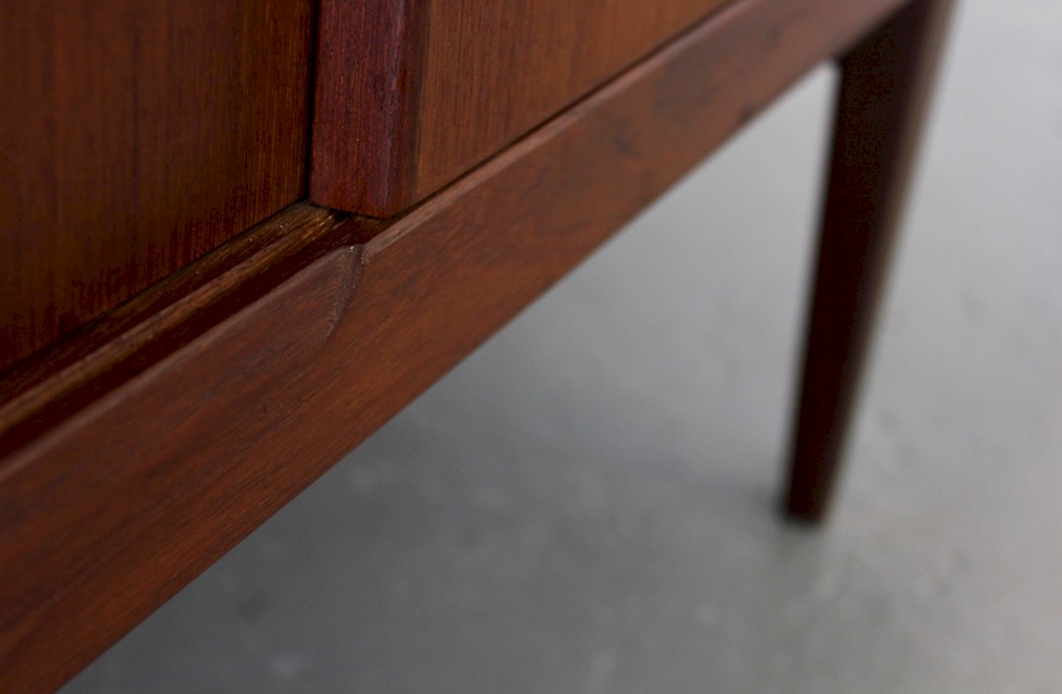 Danish Modern Large Teak Sideboard by H. Rosengren Hansen for Brande Møbelindustrie 1950 - Made in Denmark_4