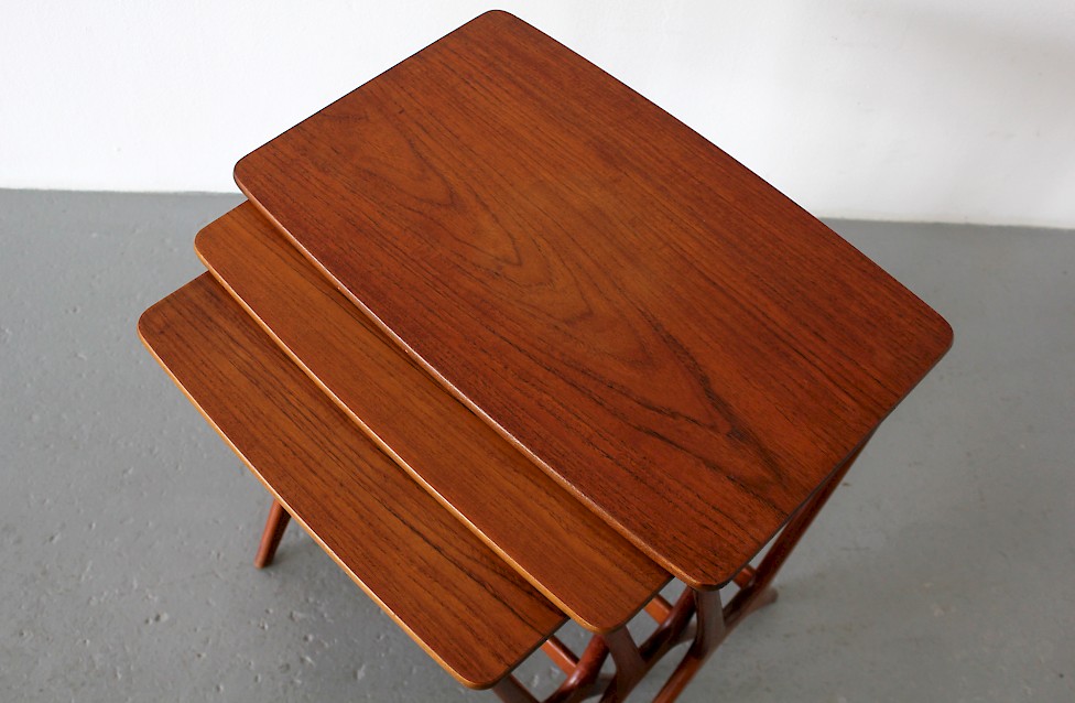 Erling Torvits Teak Nesting Tables Modell 20 / A20 / Satztische by Heltborg Møbler - Made in Denmark_3