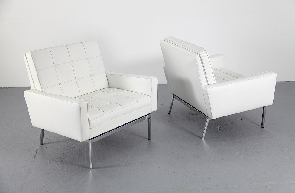 Florence Knoll Lounge Chairs by Knoll International