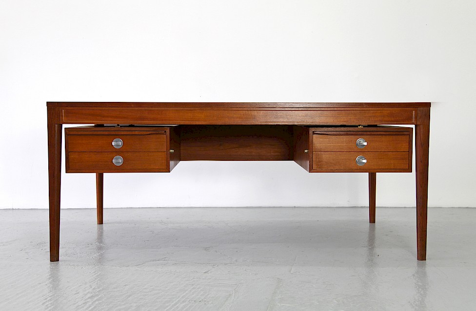 Danish Design Classic Finn Juhl Diplomat Writing Desk by France & Søn - Made in Denmark_3