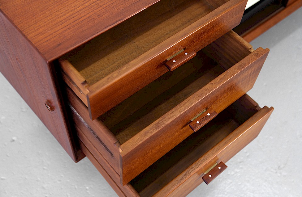 Danish Modern Teak Sideboard Model 211 with colored drawers by Arne Vodder for Sibast_ Denmark_5