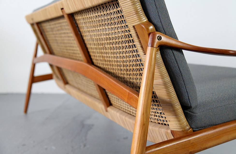 Mid Century Modern Cheery Wood Three Seater Sofa by Hartmut Lohmeyer for Wilkhahn - Made in Germany_9