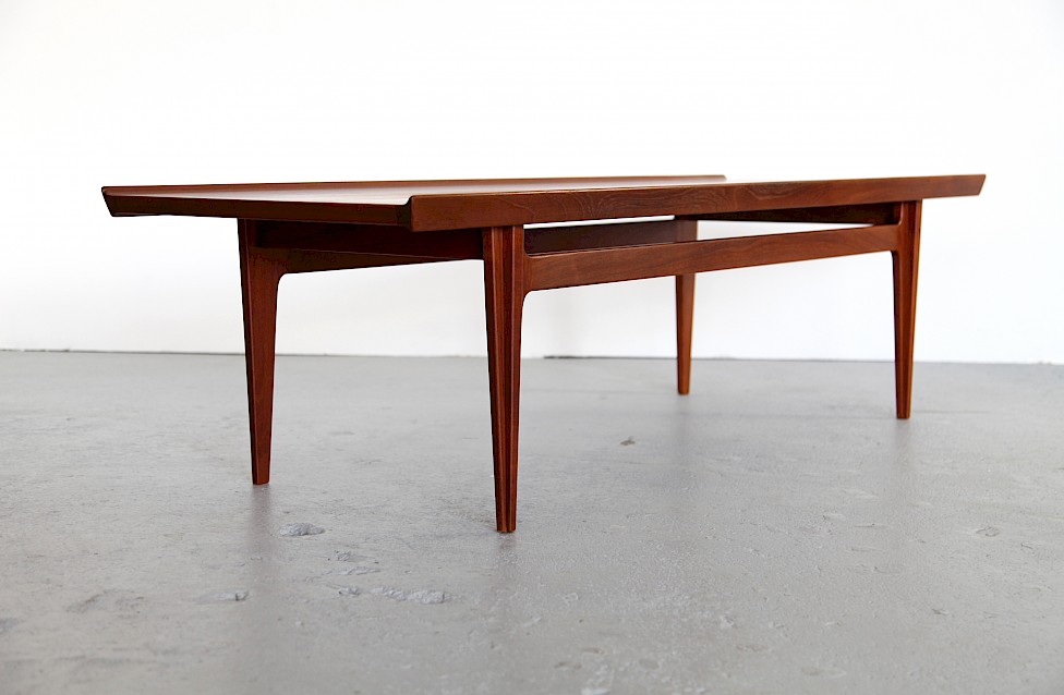 Danish Modern Coffee Table / Couchtisch by Finn Juhl for France and Søn - Made in Denmark_Gallery