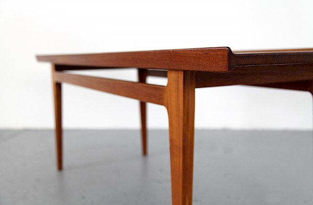 Danish Modern Teak Coffee Table by Finn Juhl for France and Søn - Made in Denmark_Gallery
