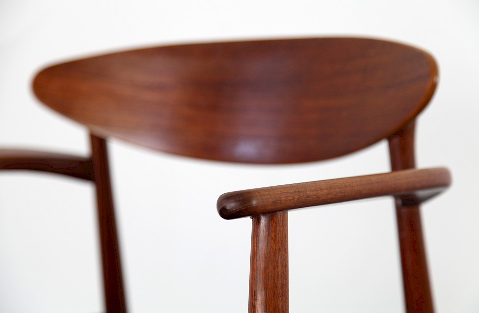 Teak and Leather Arm Chair / Armlehnstuhl mod 1656 by M. A. A. Ejner Larsen and A. Bender Madsen for Naesved Møbelfabrik - Made in Denmark_9