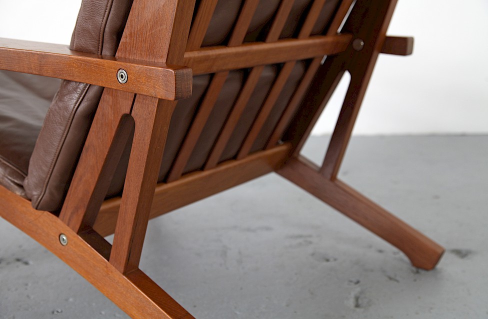 Teak and Leather Lounge Chair with Ottoman G-375 by Hans J Wegner for Getama Made in Denmark_10