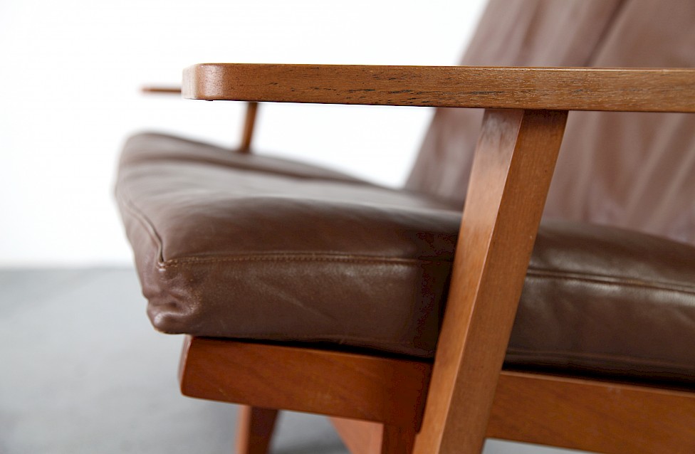 Teak and Leather Two Seater Sofa Model G-375 by Hans J Wegner for Getama Made in Denmark_6