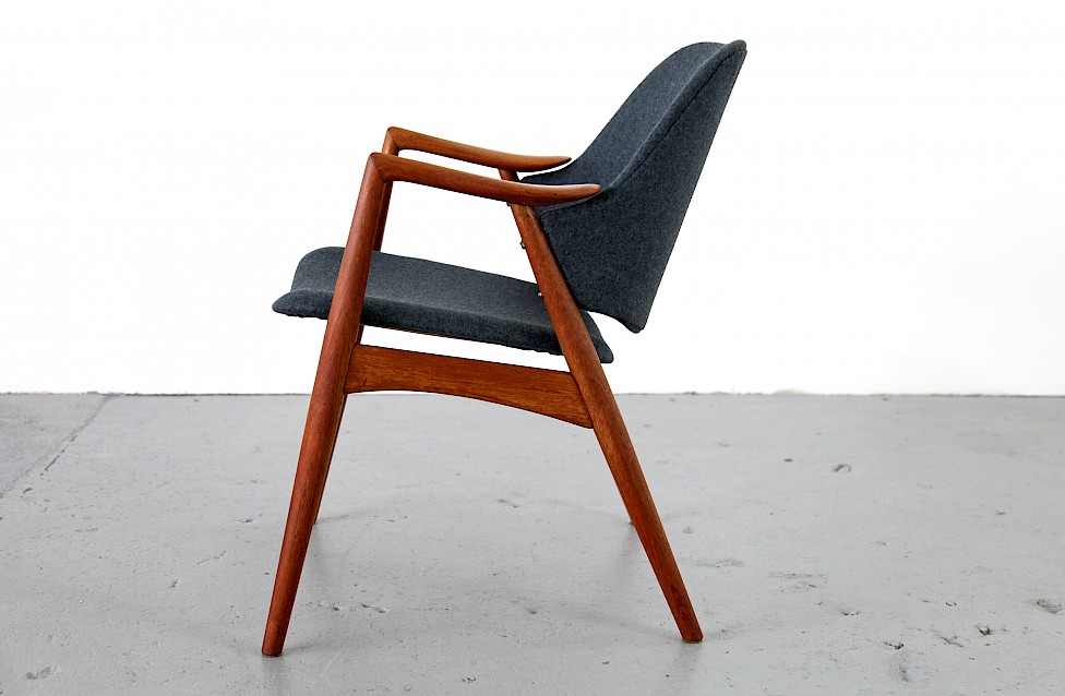 Danish Modern Teak Arm Chair with Kvadrat Upholstery Fabric - Made in Denmark_2_6