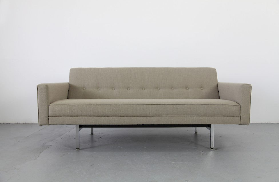 Two Seater Sofa By George Nelson For Herman Miller Adore
