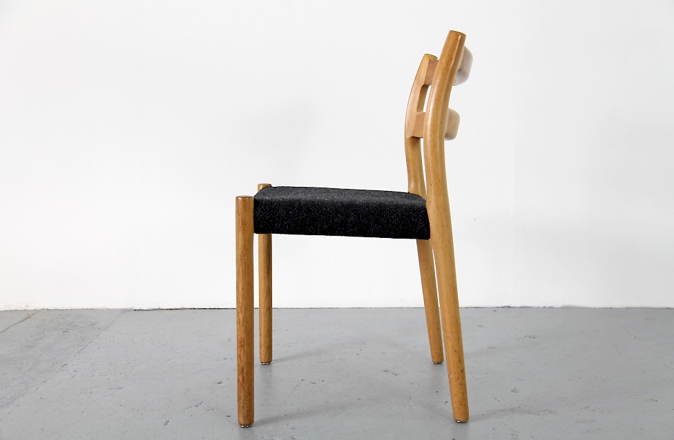 Danish Modern Oak Dining Chairs Mod. 84 by Niels O. Møller Denmark_2