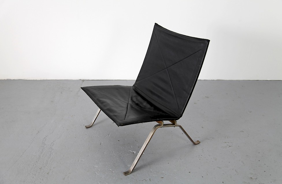 Lounge Easy Chair Leather black Model PK-22 by Poul Kjearholm for E Kold Christensen Denmark12