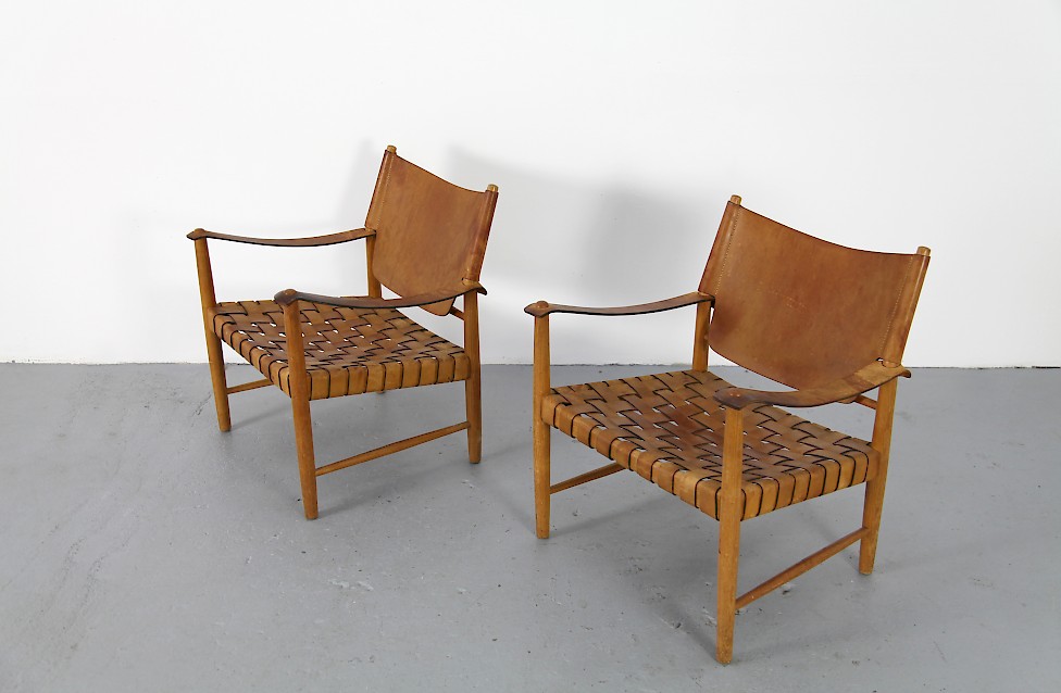 Set of Two Mid Century Modern Hunting Arm Chairs