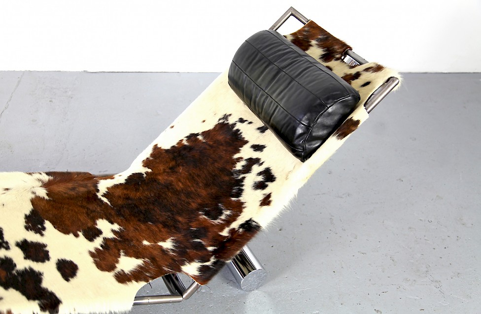 Chariot Chaise by Paul Tuttle from 1972
