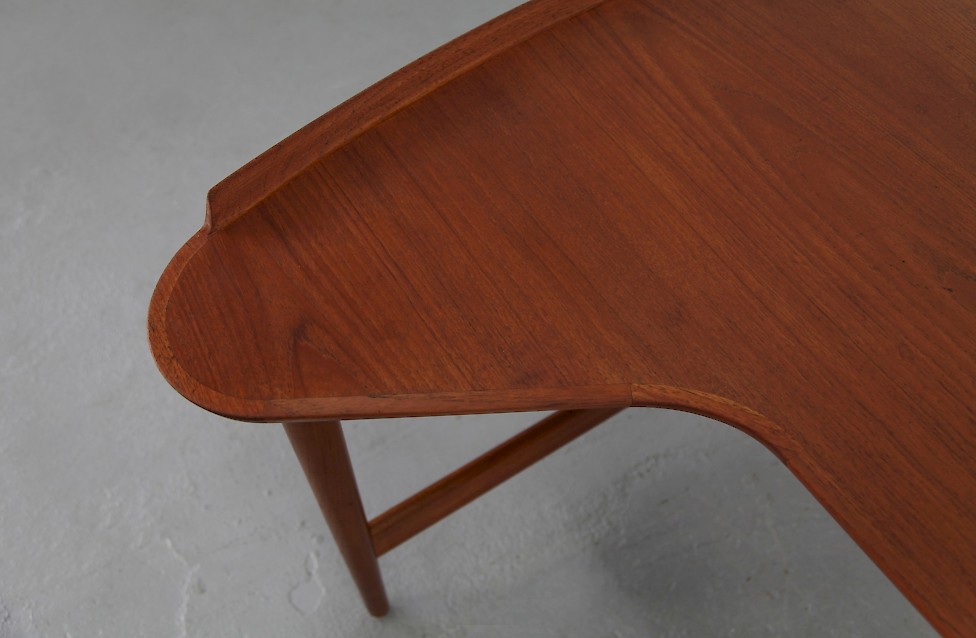 Design Klassiker Teak Schreibtisch BO 85 von Arne Vodder fuer den daenischen Hersteller Bovirke Entwurf 1952-54_11