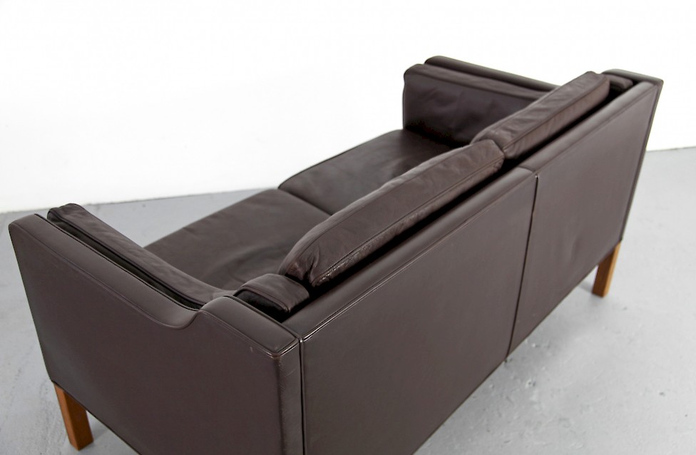Danish Modern Design Classic Sofa Two Seater Mod 2212 by Borge Mogensen for Fredericia Denmark_3