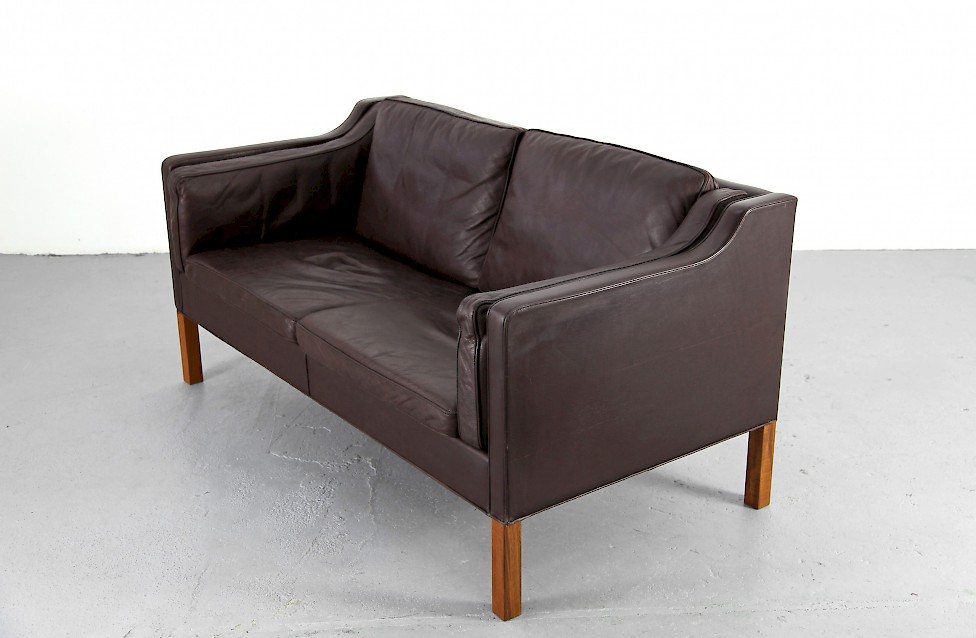 Danish Modern Design Classic Sofa Two Seater Mod 2212 by Borge Mogensen for Fredericia Denmark_11