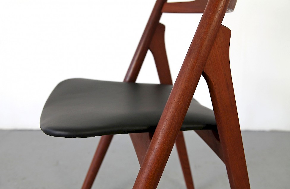 Designer Chairs: Safaristol Wegner & Hansen Stol Leather – Deszine