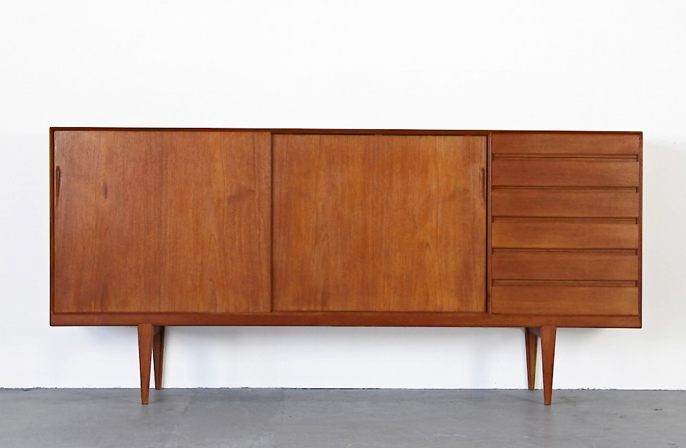 Highboard von Rosengren Hansen