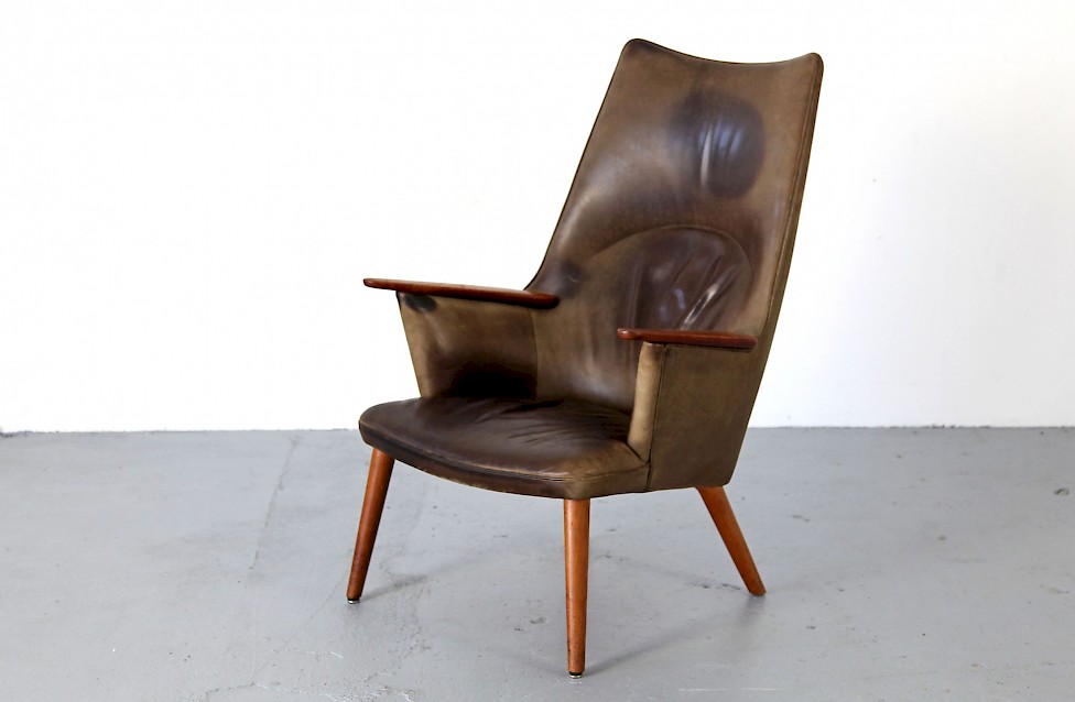 Lounge Chair AP-27 by Hans J. Wegner