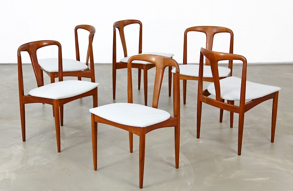 Set of Six Dining Teak Chairs