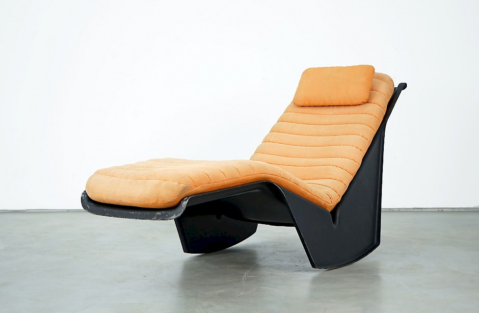 Recliner by Burkhard Vogtherr