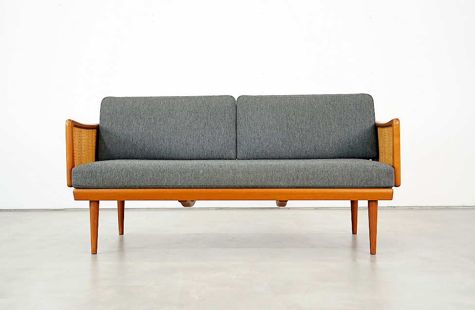 Daybed FD451 by Hvidt & Nielsen