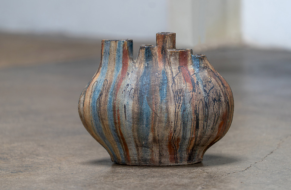 Vase von Gerhard Liebenthron