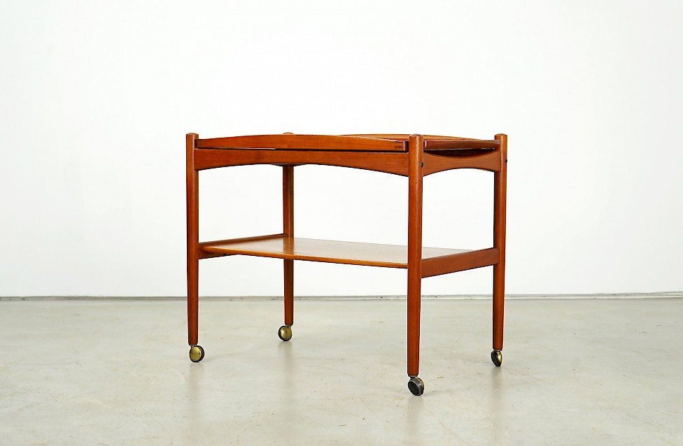 Serving Trolley by Poul Hundevad