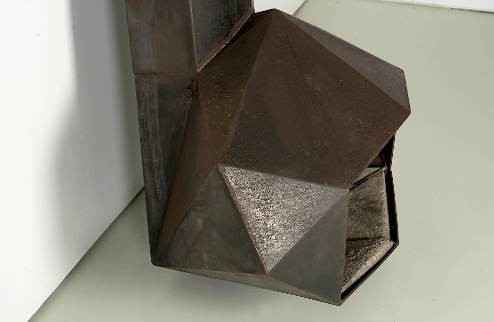 Schwebender Kaminofen - Adore Modern