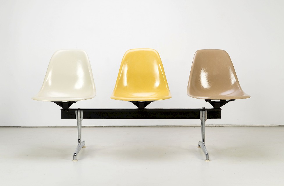 Sitzbank von Charles and Ray Eames