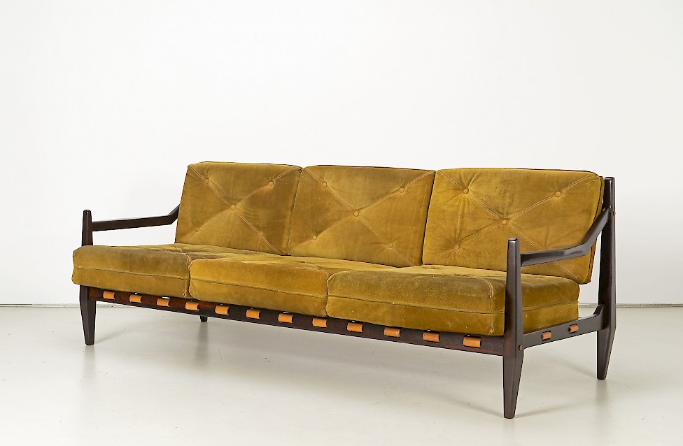 Jean Gillon - Palisdander Sofa