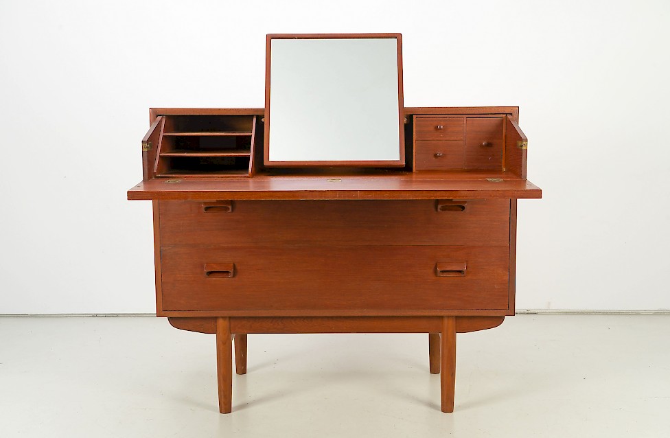 Vanity / Chest of Drawers by Børge Mogensen