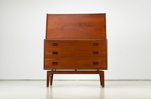 Teak Secretary by Arne Hovmand-Olsen