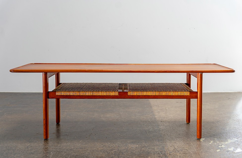 Couchtisch AT 10 - Hans J. Wegner
