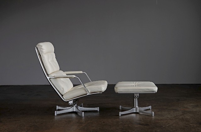 White Lounge Chair and Ottoman FK 85 by Fabricius & Kastholm